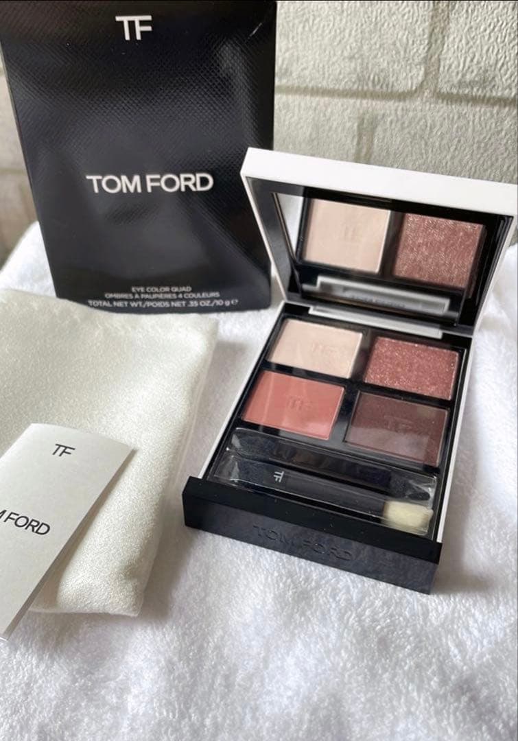 TOM FORD アイシャドウパレット
