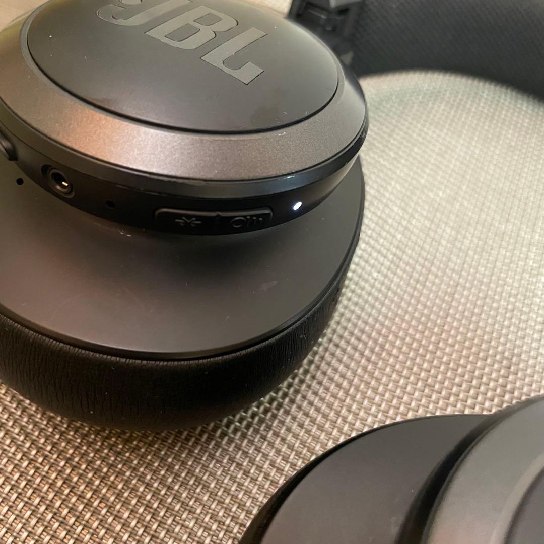 8569 JBL LIVE460NC ワイヤレスヘッドホン ノイズキャンセリング