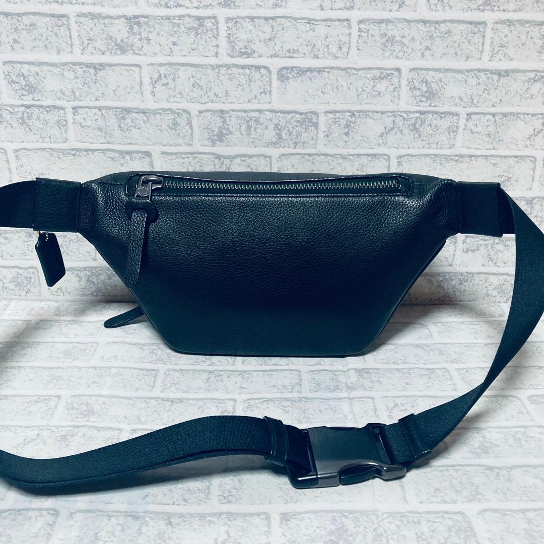 【美品】　COACH ウエストポーチ　ボディバッグ　トンプソン シグネチャー