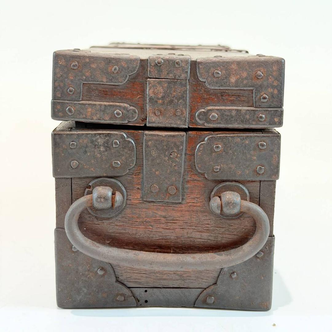 甲AK142　時代物　送料無料　即購入可能　スピード発送　銭箱　銭函