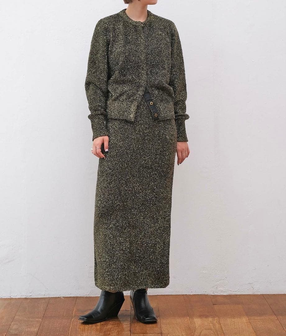 【新品未使用】グリッターニットカーディガン＆Iラインスカート セット売り