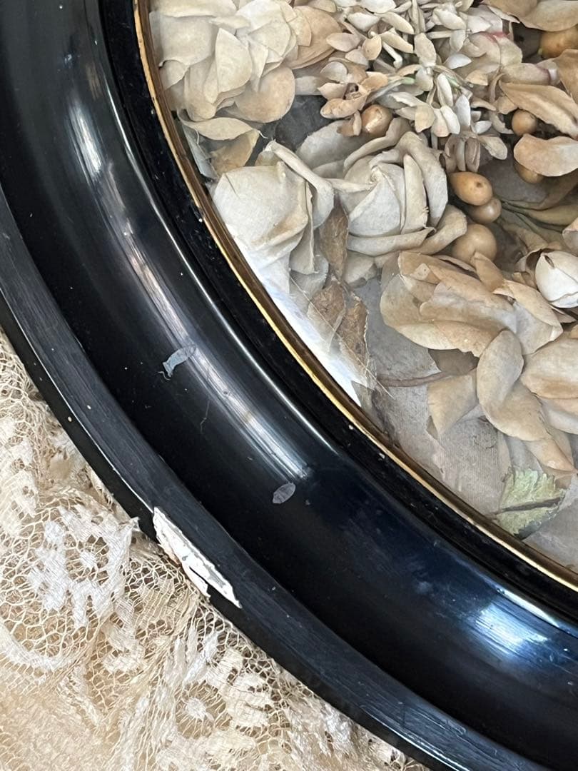 アンティークフランスナポレオンIII グローブドマリエ湾曲ガラスフレーム布花