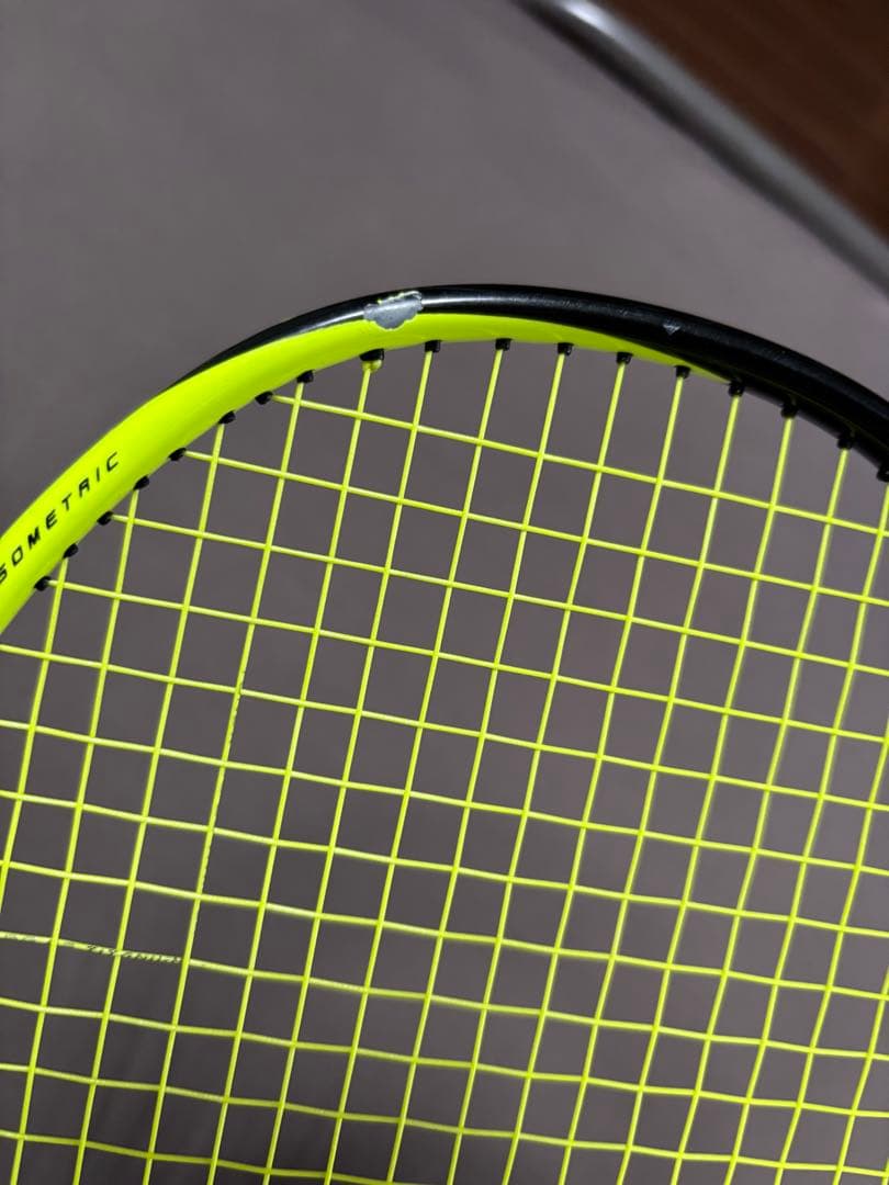 バドミントンラケット アストロクス77 4u5g 黄緑
