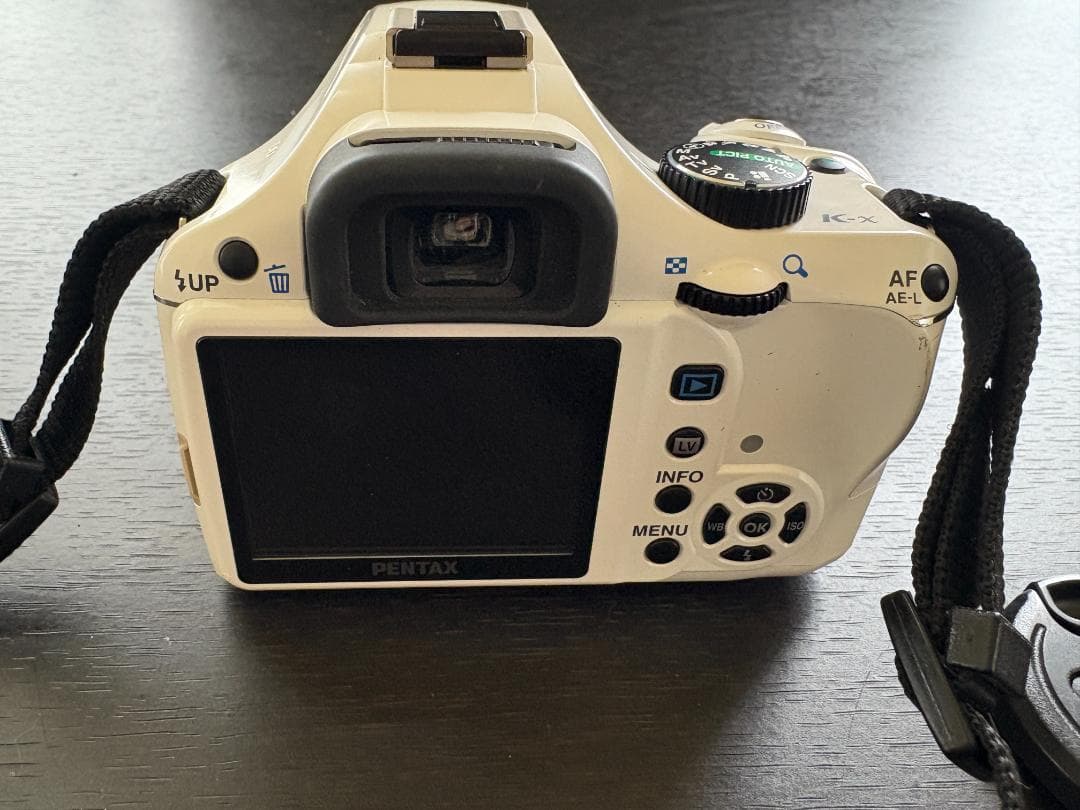 PENTAX K-X ホワイト ホワイト デジタル一眼レフ ペンタックス レンズ