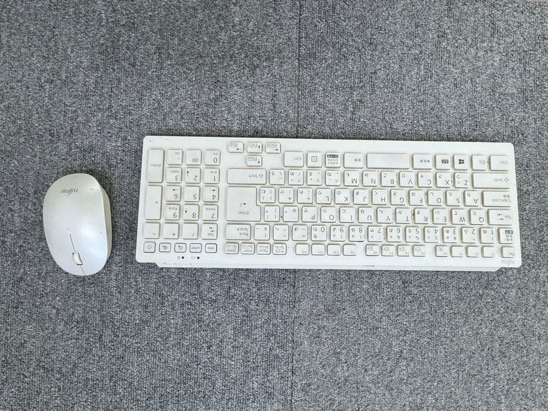 富士通 ESPRIMO FH52/C2 一体型