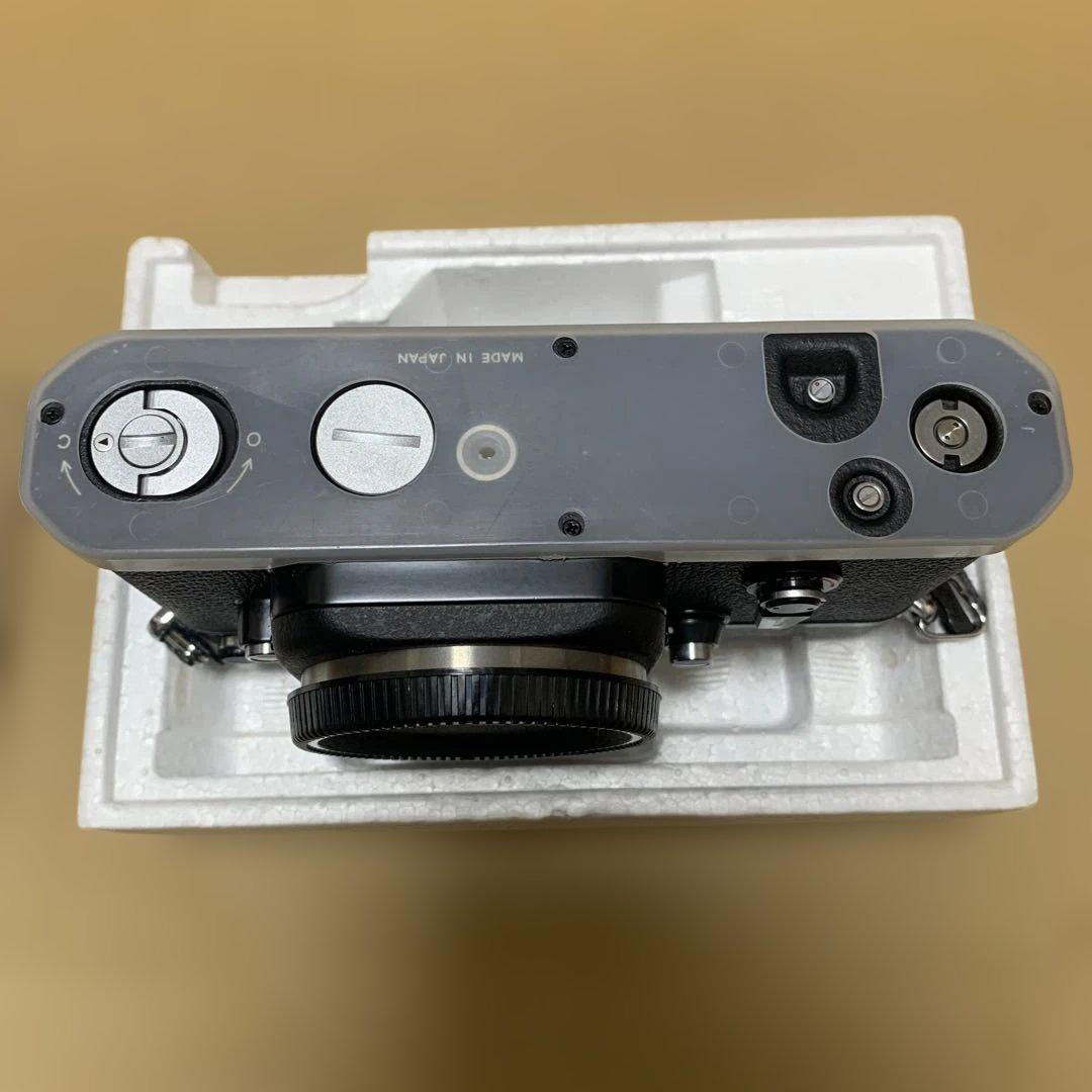 【希少カメラ】　Nikon F2チタン ボディ （Titan ネーム入り）元箱