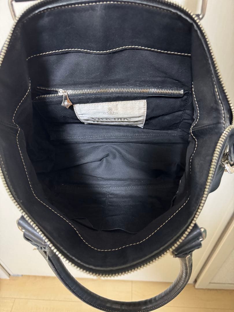 ヴィヴィアンウエストウッド 2way レザー ビッグオーブショルダーバッグ