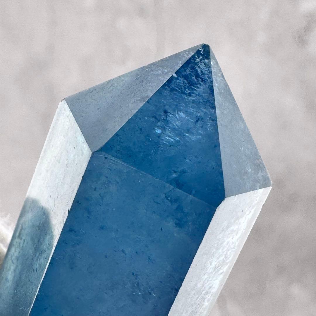 G-116アクアマリン六角ポイント　水色原石　天然石　パワーストーン