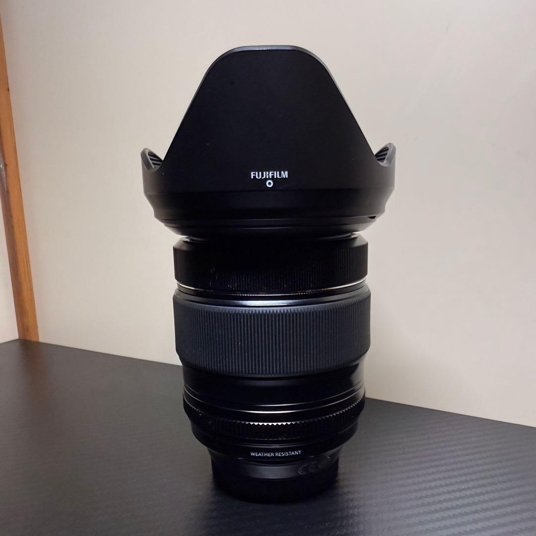 XF 16-55mm F2.8 R LM WR レンズフード付き