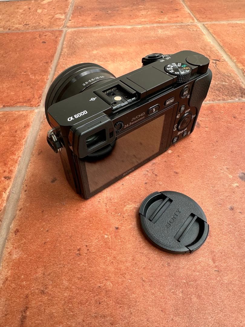 デジタルカメラ Sony a6000 INTERNATIONAL Sony 16-50mm