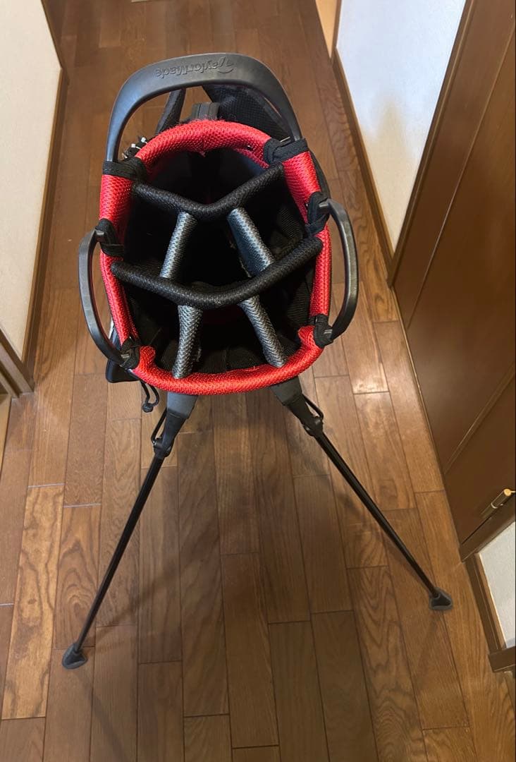 TaylorMade テーラーメイド スタンド式キャディバッグ