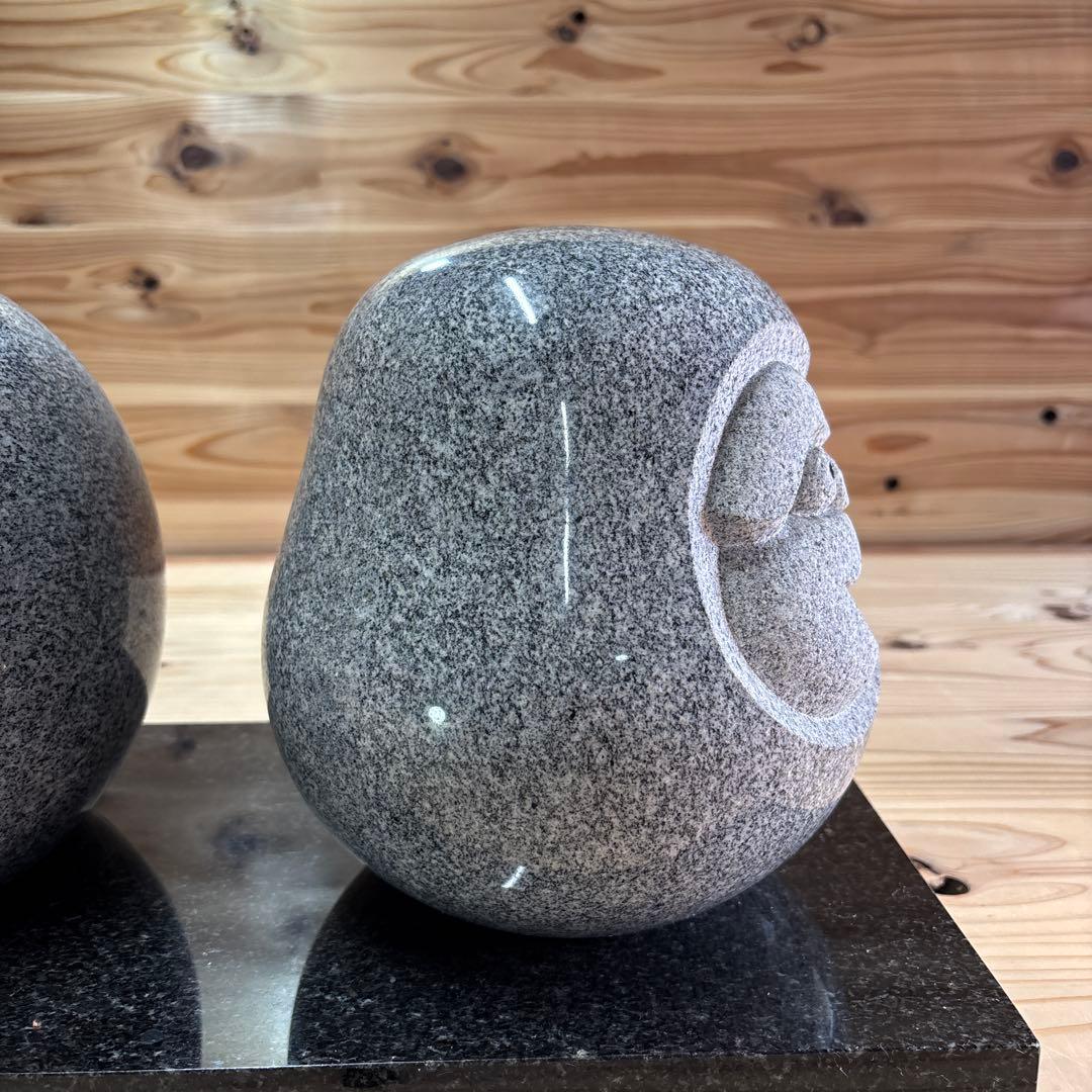 石像　彫像　石　石材　だるま置物　２点セット　台付