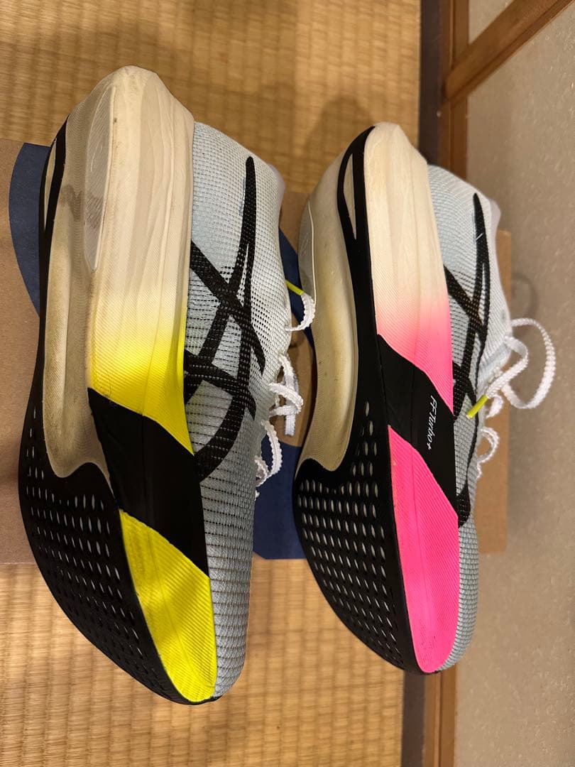 ASICS メタスピードエッジパリ 美品27.0