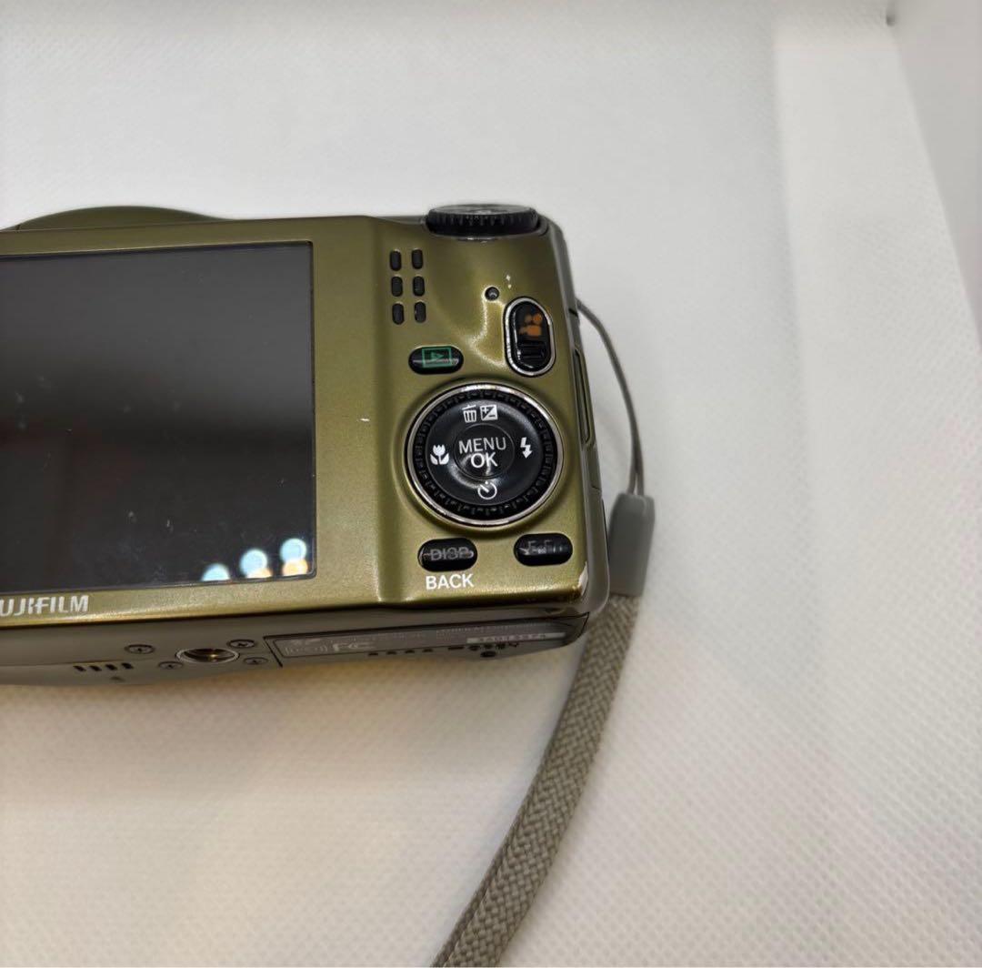 FUJIFILM FinePix F820EXR 光学18倍ズーム 16MP