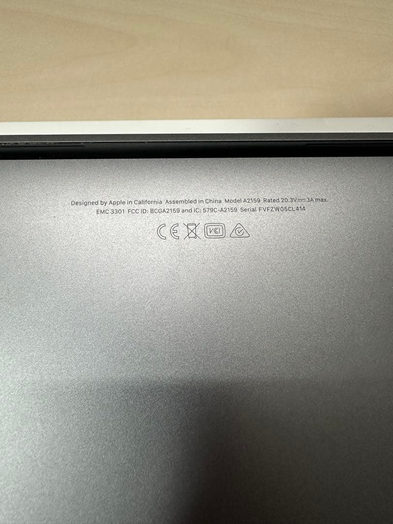 【TouchBarあり】MacBookPro13インチ2019Core i5