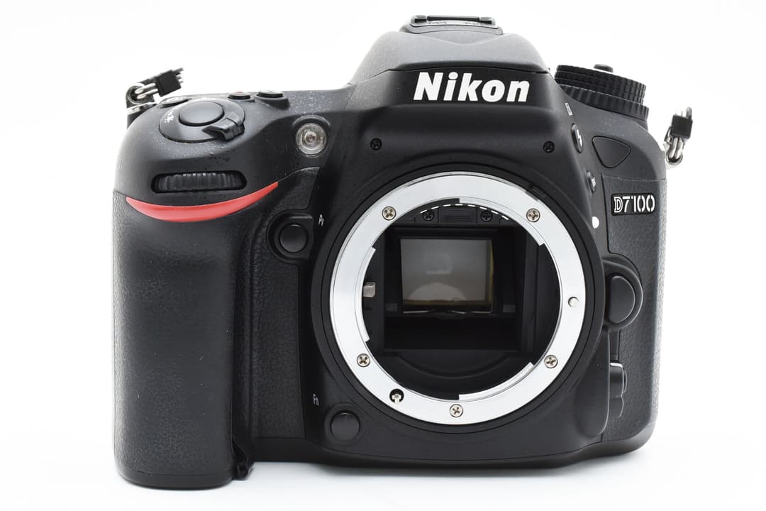 美品 Nikon D7100 iPhone＆アンドロイド写真転送OK #8146