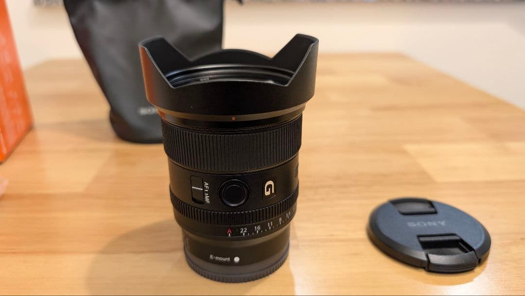 SONY SEL20F18G 20mm F1.8 単焦点広角レンズ