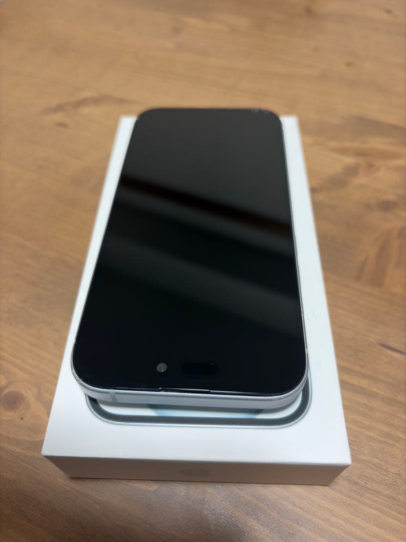 Apple iPhone 15 ブルー　本体,箱,ケーブル