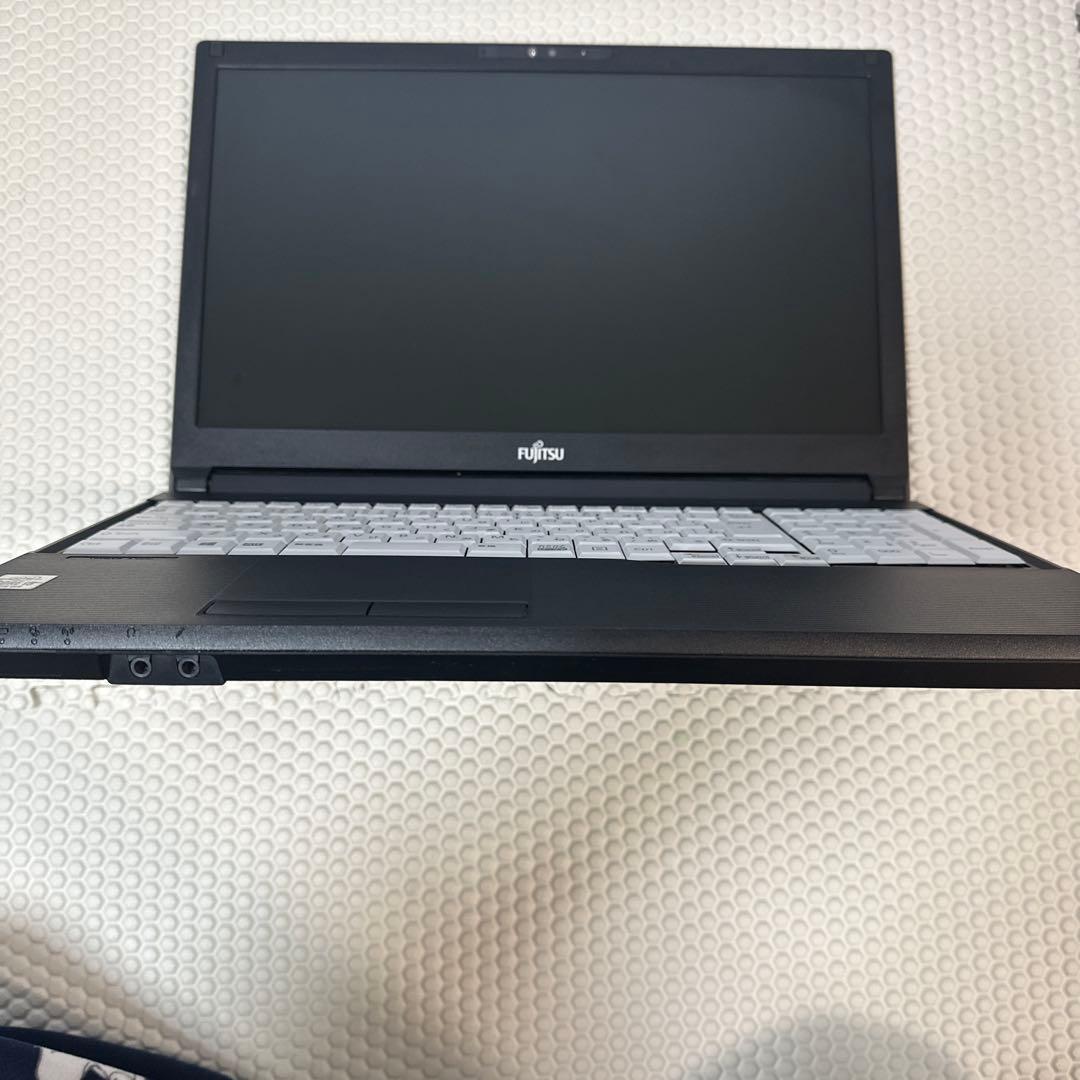 美品富士通A5510/I5十世代/16G/512G SSD/15.6HD