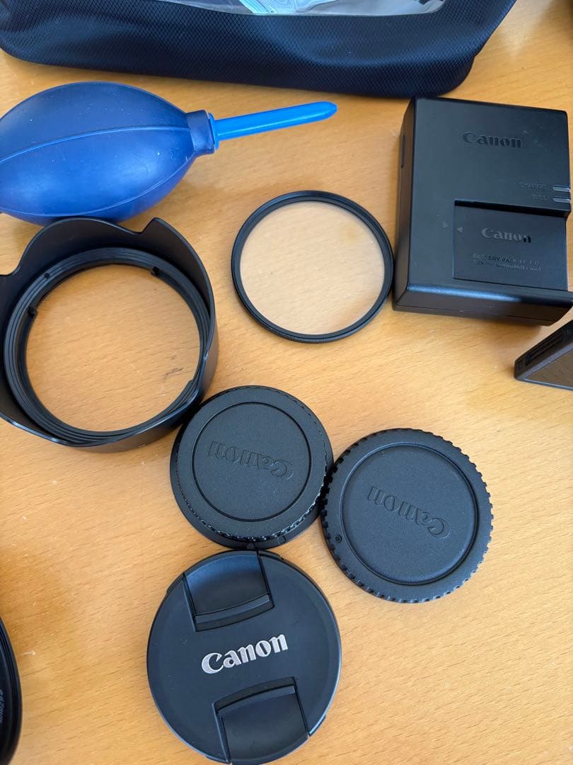 Canon デジタル一眼レフカメラ EOS 8000D レンズキット