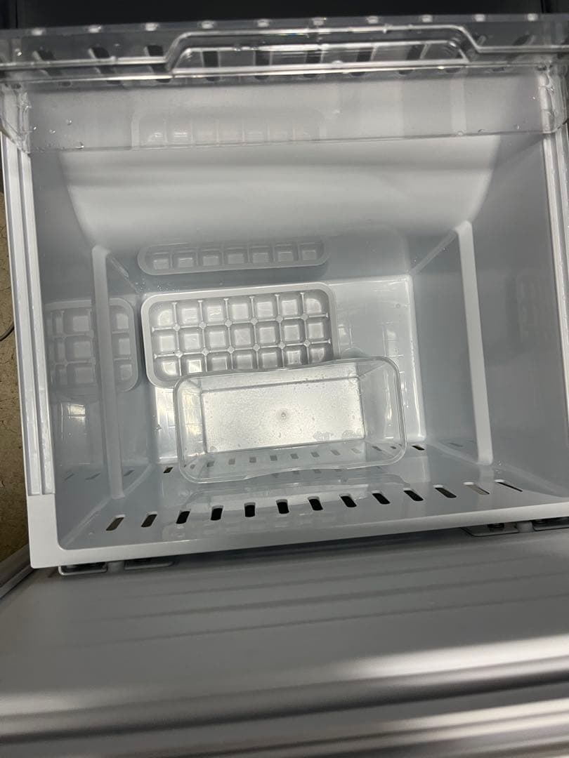 Panasonic パナソニック　冷蔵庫NR-B16C2-W 2025年製　T