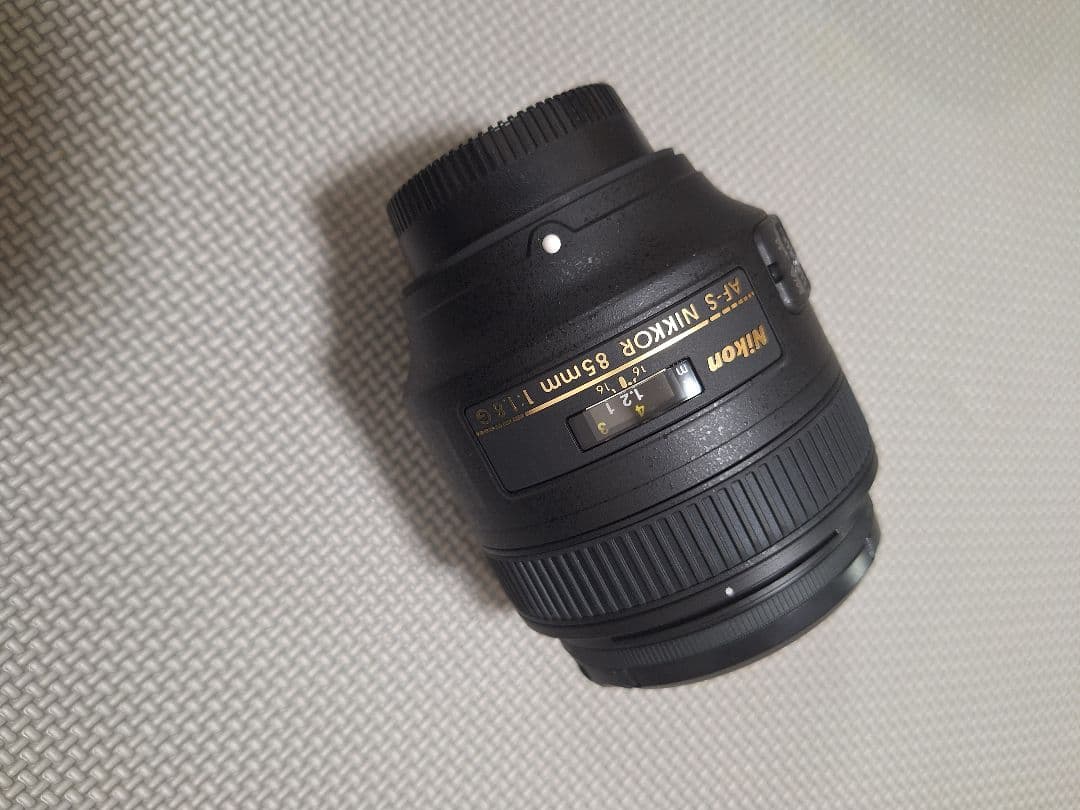 Nikon AF-S NIKKOR 85mm f/1.8 G レンズ