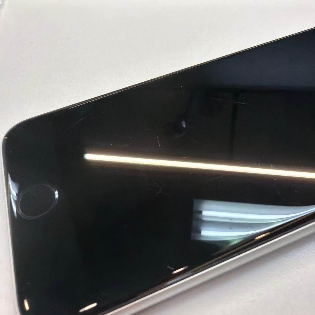 訳あり iPhone SE2 64GB ホワイト 85% 電源が落ちることがある