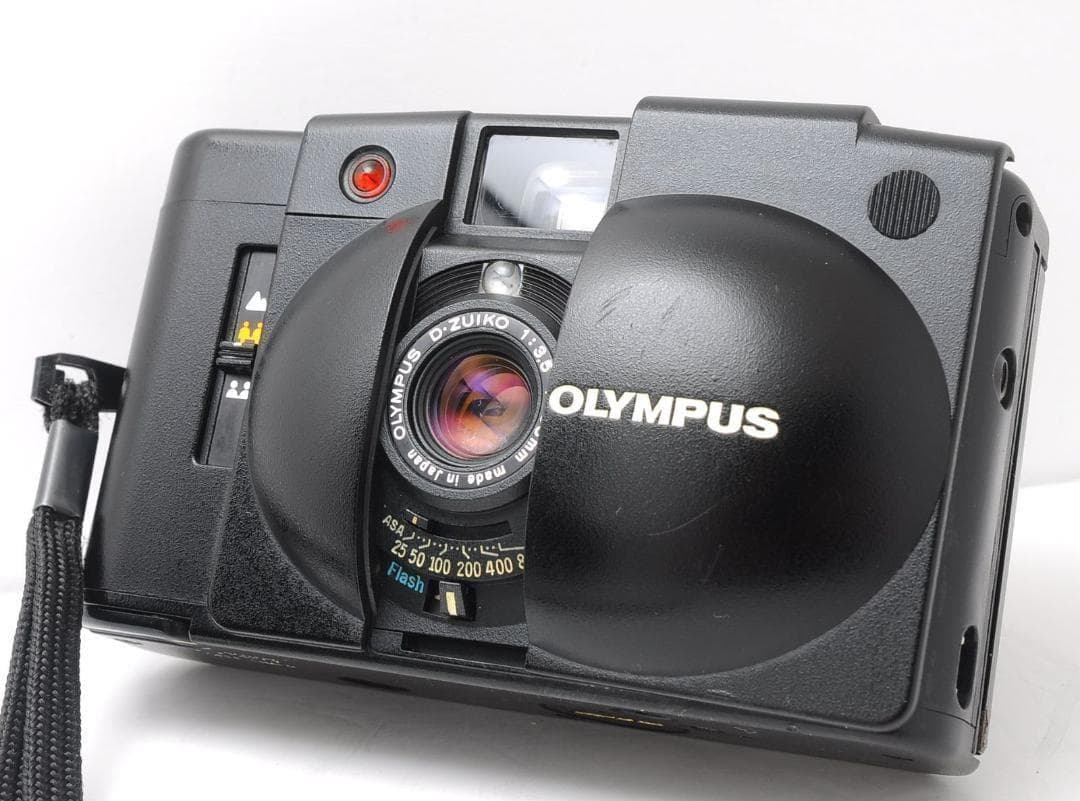 OLYMPUS XA2 ブラック フィルムカメラ レトロ 写ルンです卒業に