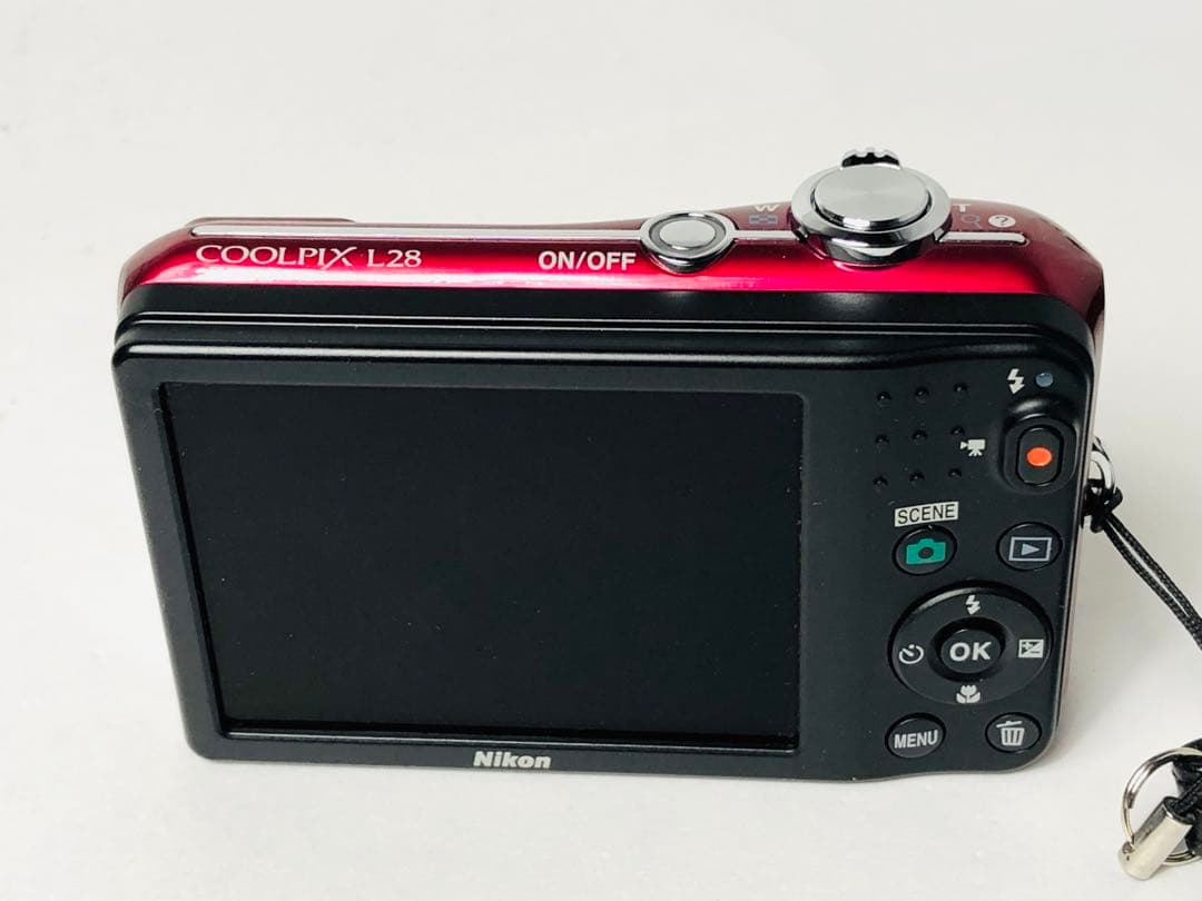すぐに撮影OK 美品 Nikon COOLPIX L28 デジタルカメラ