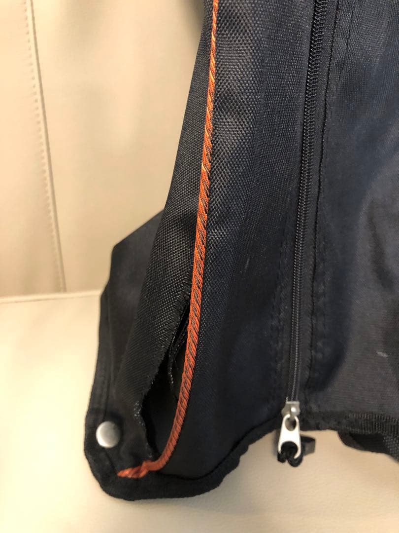 【送料込み】ウィルソン　Wilson スタンド式キャディバッグ　軽量ゴルフバッグ