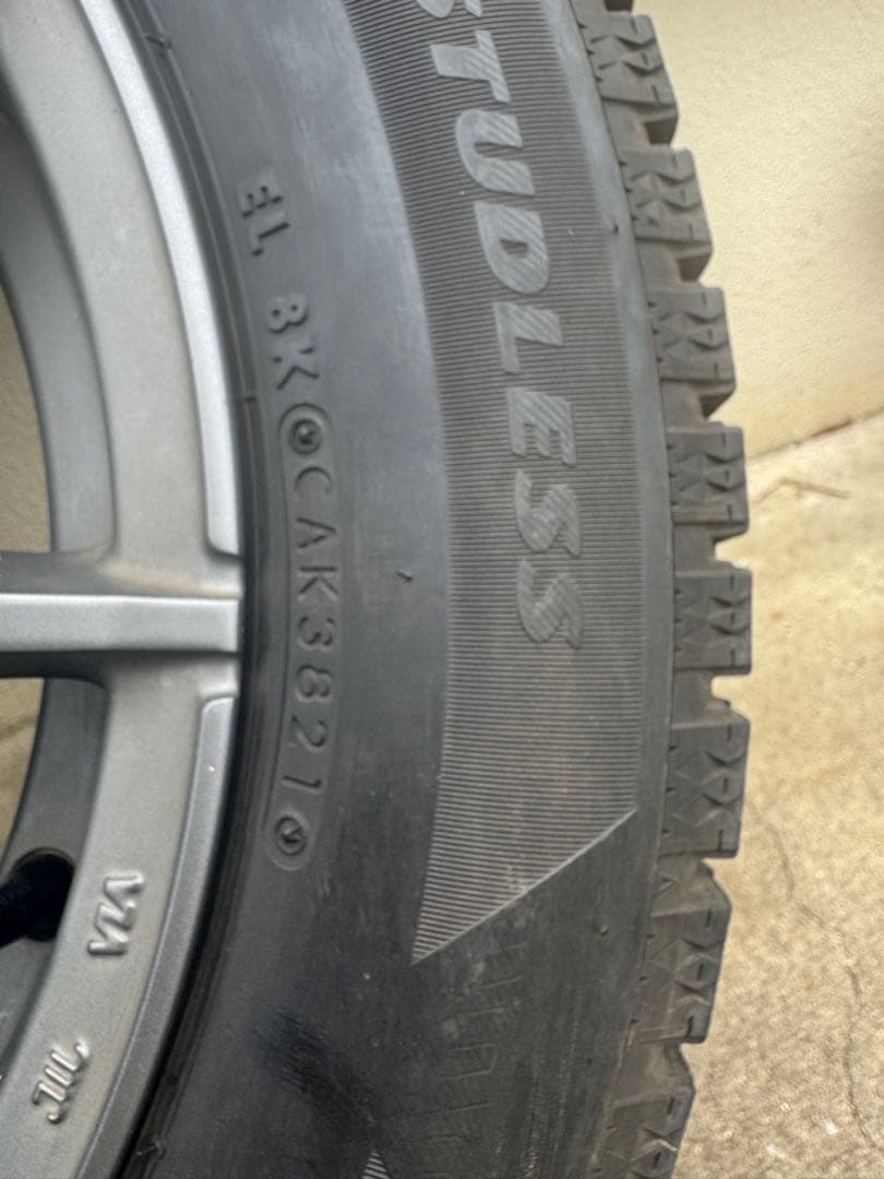 ボルボV40スタッドレスタイヤホイールセットMSW OZ 205/55R16