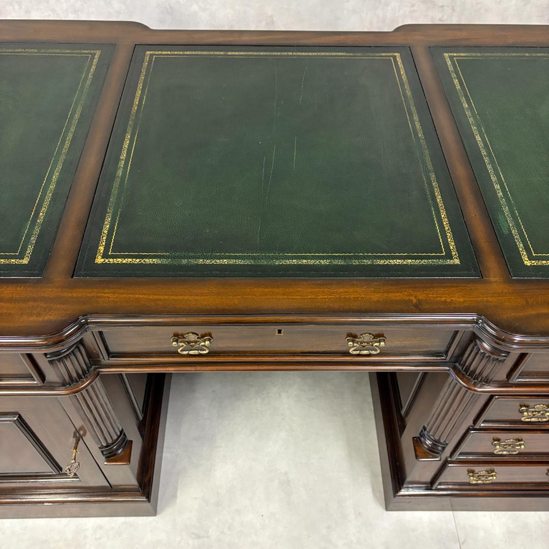 プレジデントデスク 両袖 デスク　アンティーク マホガニー 社長デスク