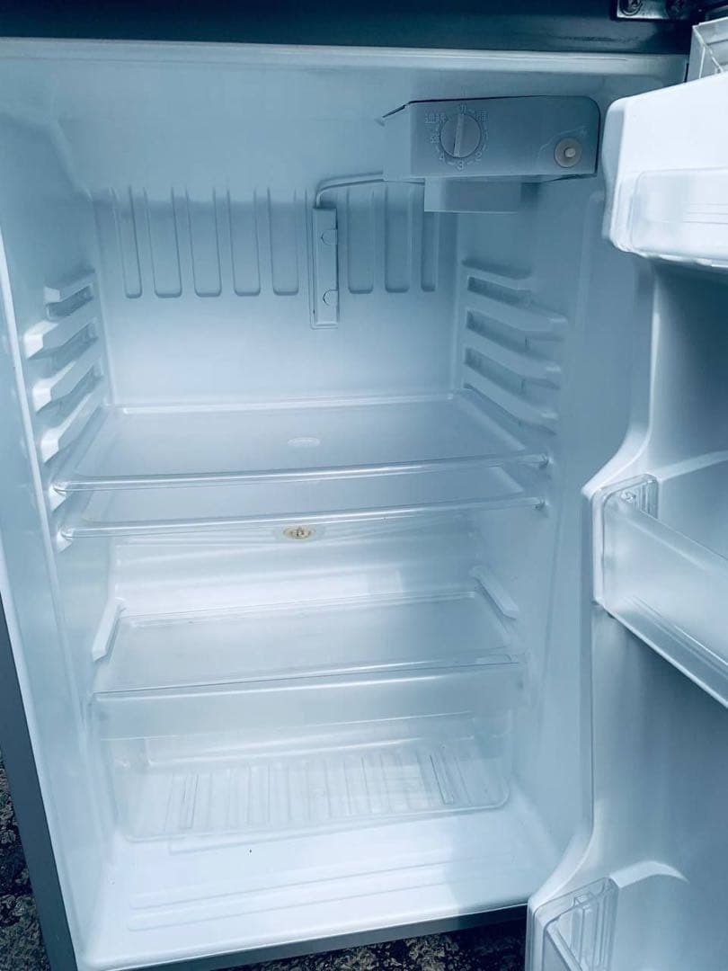 ♦AQUA ノンフロン直冷式冷凍冷蔵庫【2014年製】AQR-111D