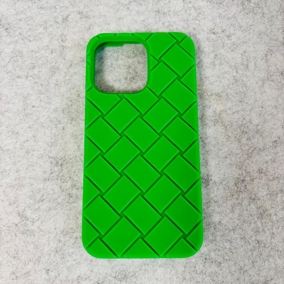 新品 ボッテガヴェネタ iPhone ケース グリーン　スマホ