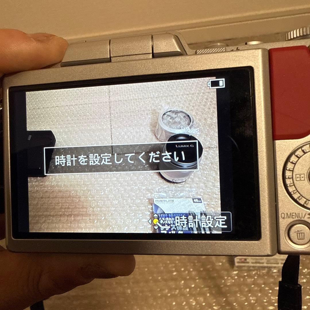 ミラーレス一眼　Panasonic DMC-GF7