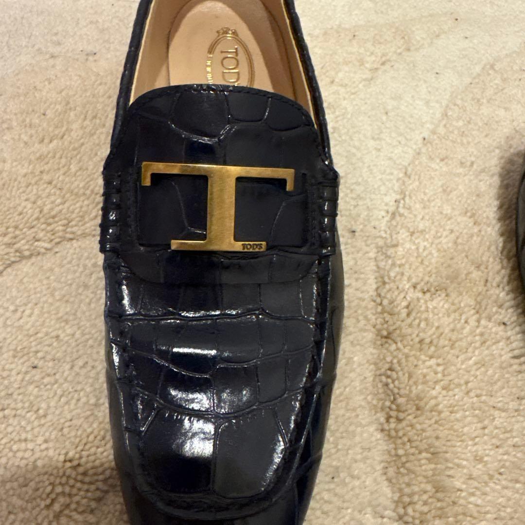 Tod'sトッズ35 幅狭めTモチーフ♡