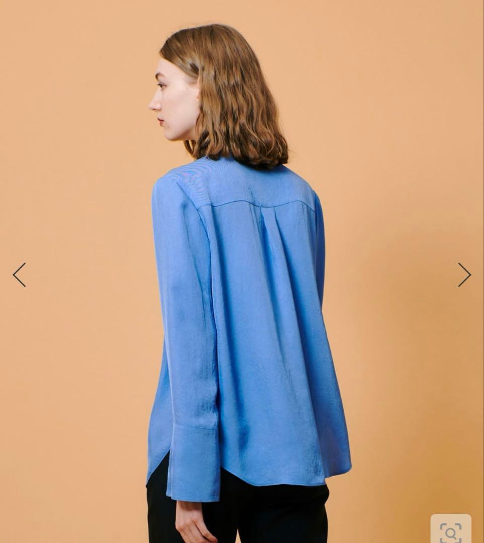 【美品】allureville　フリュイドオーバーラップブラウス　ルルウィルビー