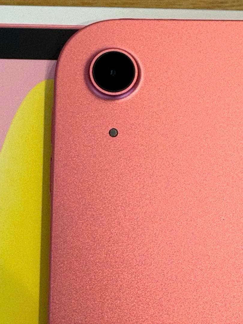 iPad第11世代 ピンク 128GB 液晶割れ【ジャンク品】