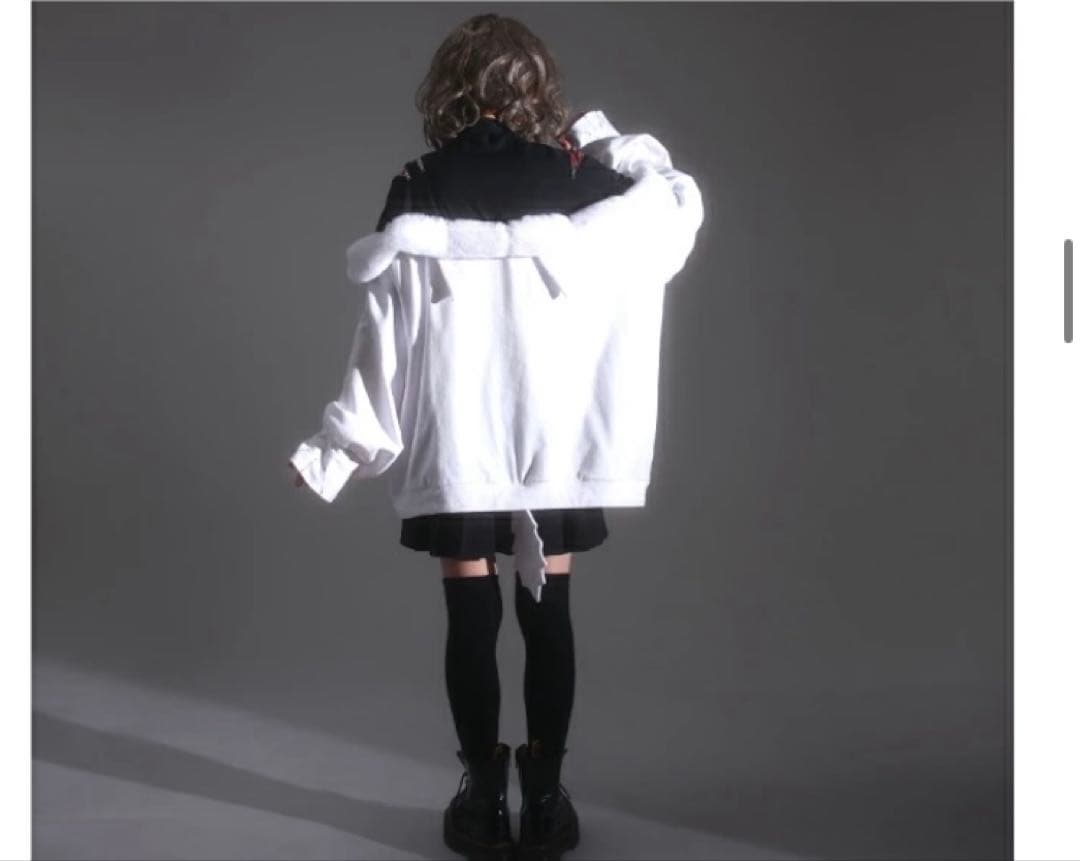 IRO IRO もふもふ娘のひっかきトップス トレーナー 白 ファー 肉球 新品