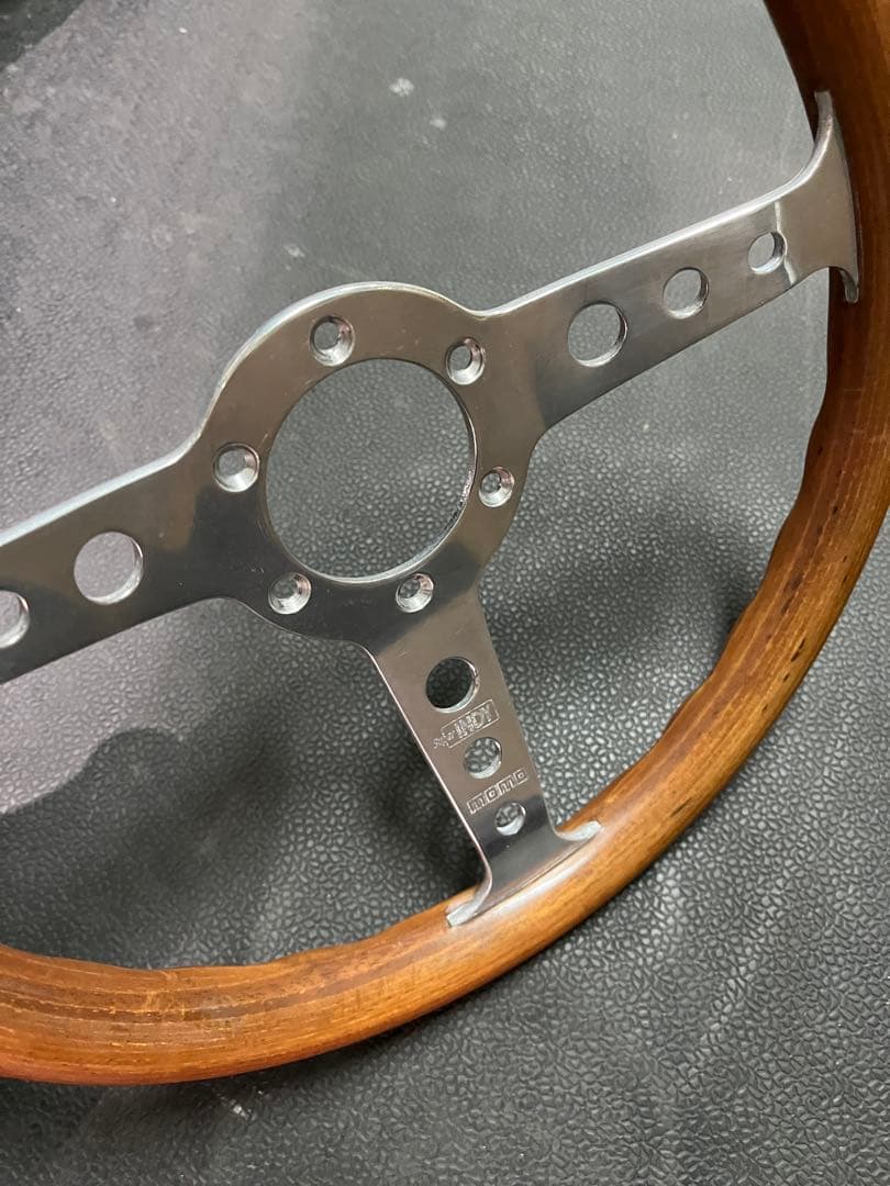 MOMO Super Indy ステアリングホイール