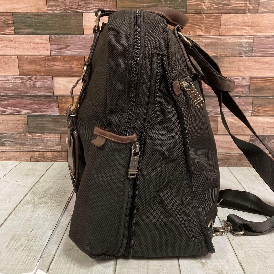 トゥミ　TUMI　ビジネスバッグ　3way ネームタグ　リュックサック　黒