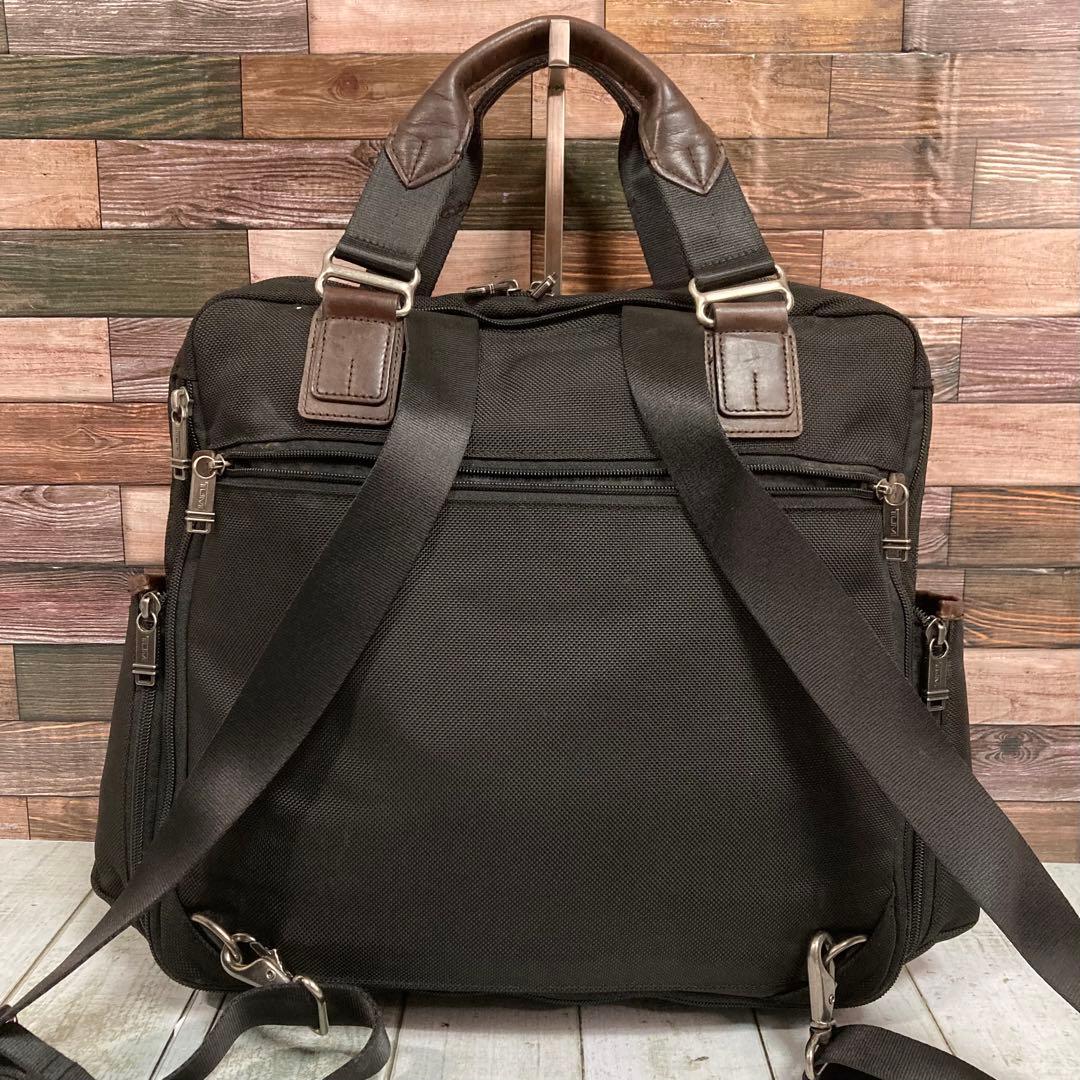 トゥミ　TUMI　ビジネスバッグ　3way ネームタグ　リュックサック　黒