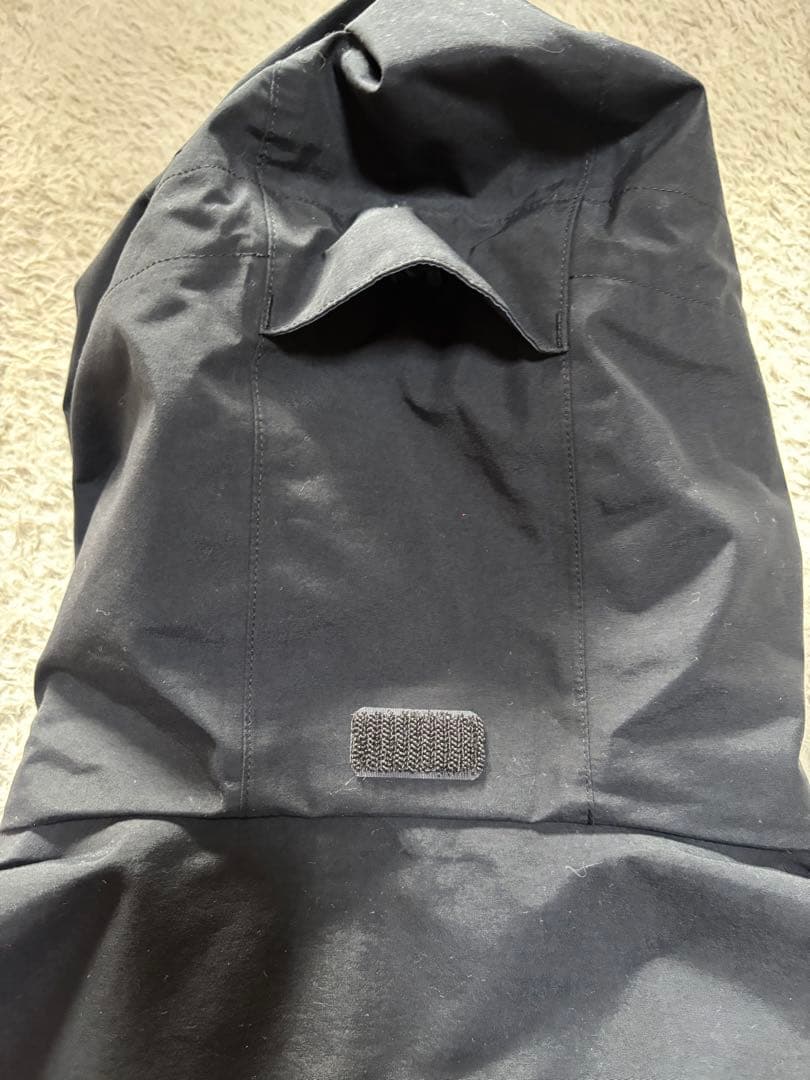 Daiwa ブラック レインジャケット　ゴアテックス