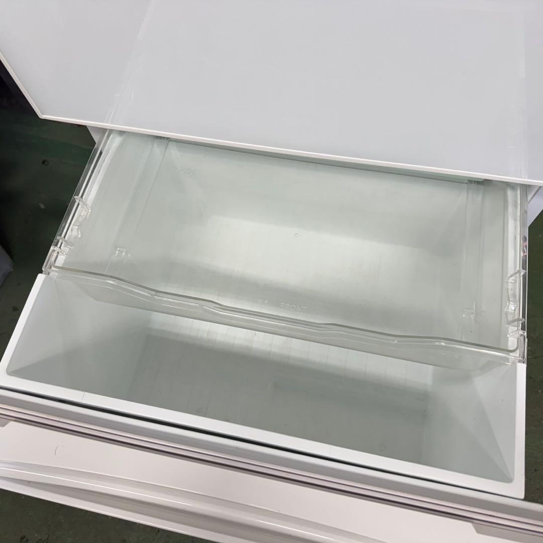 313 東芝　大型冷蔵庫　300L強　小型　家庭用　自動製氷　ガラスパネル