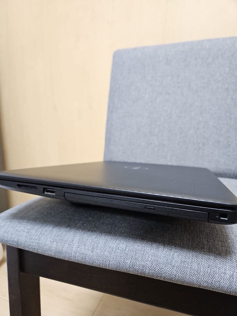 DELL Inspiron 3593 i7 第10世代 15.6インチ