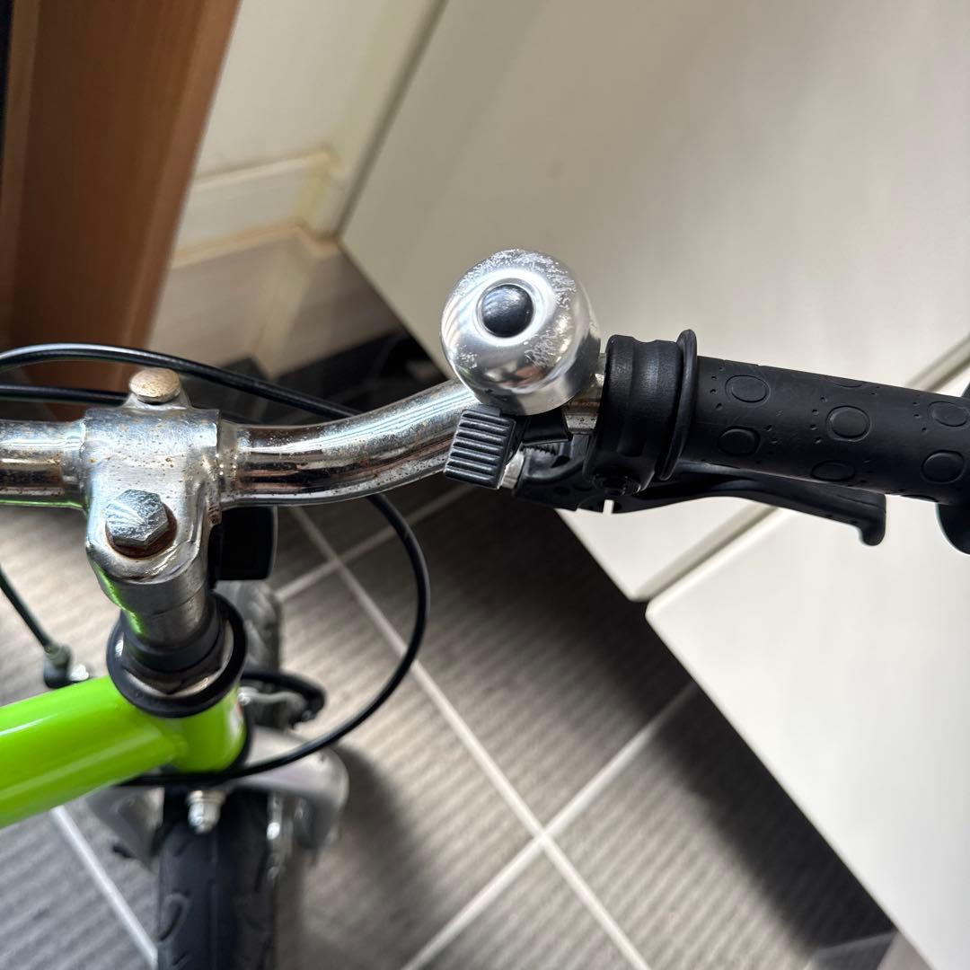 へんしんバイク　黄緑　３－６歳