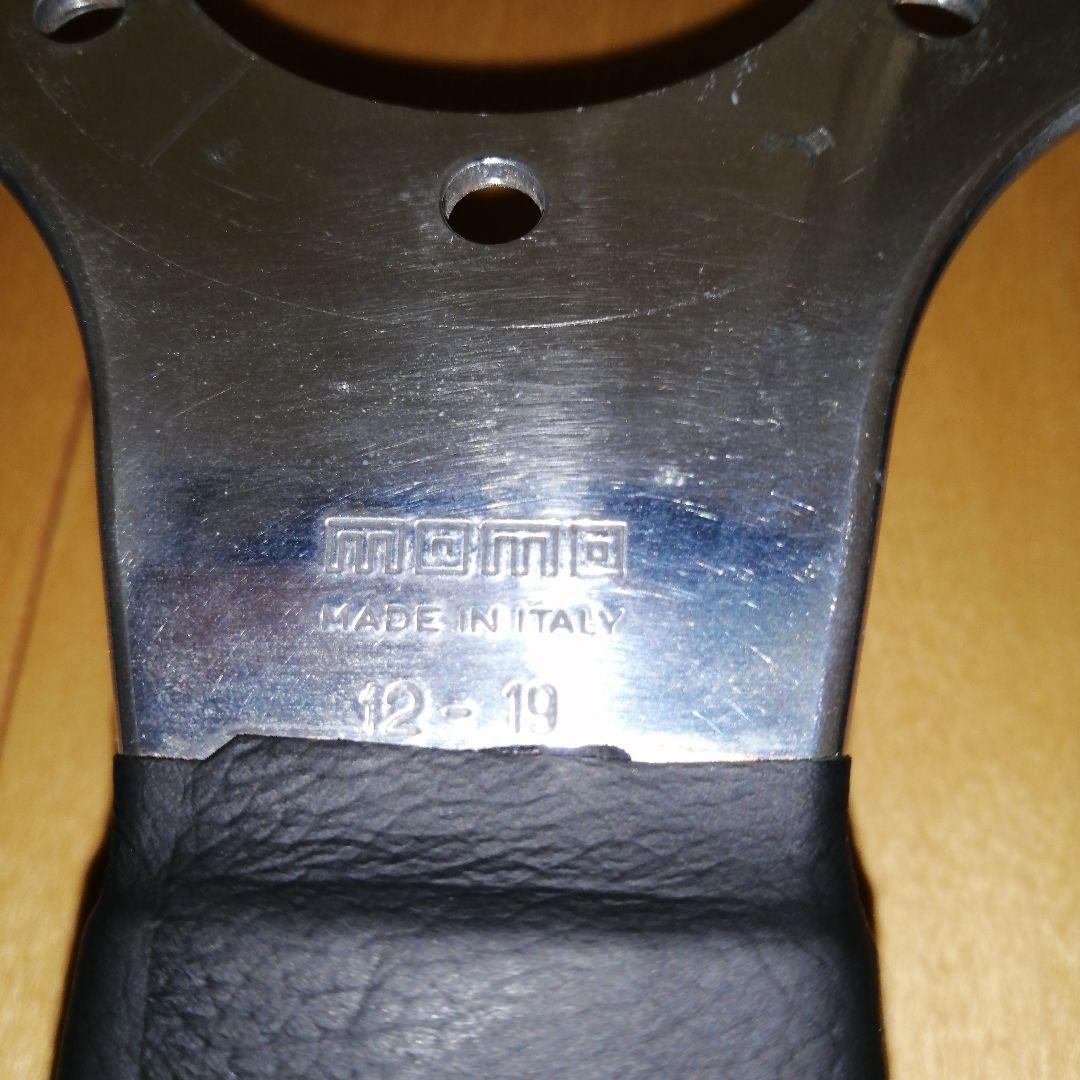 さ*と様 MOMO ステアリング・ハンドル本体 3スポーク ブラック　コマンド