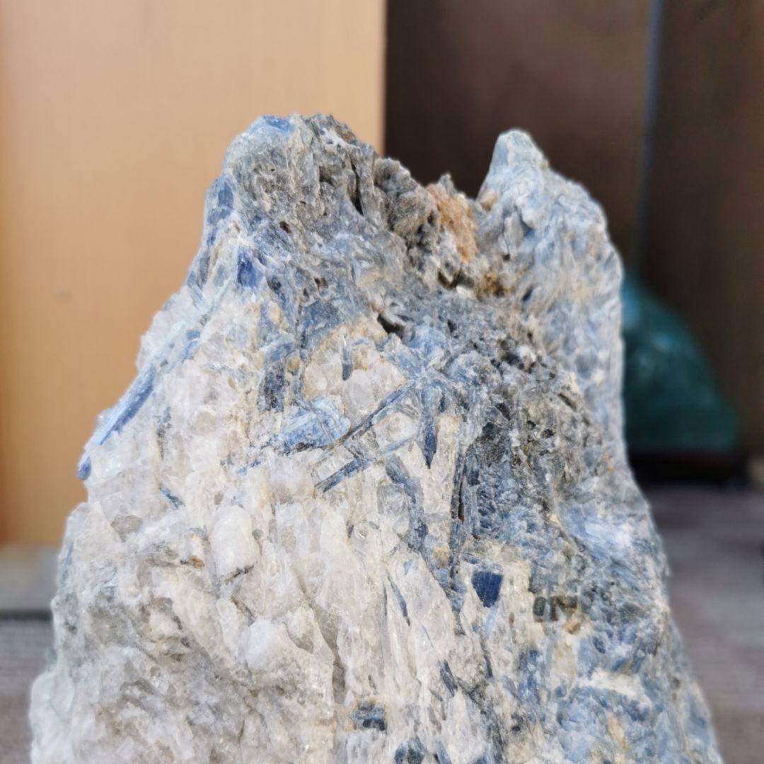 カイヤナイト　原石　4.1キロ　鑑賞石　石　置物　オブジェ　インテリア