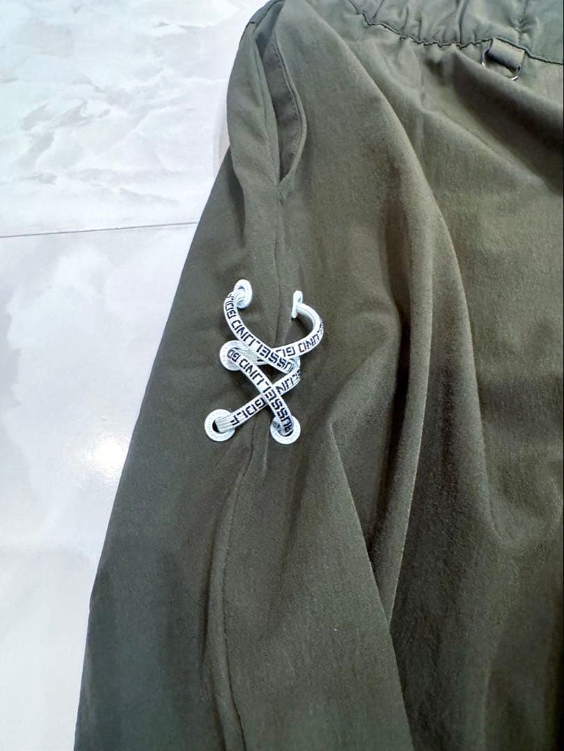 ほぼ新品未使用　ラッセルノ　ストレッチ　セットアップ　カーキ　ブルゾン　パンツ