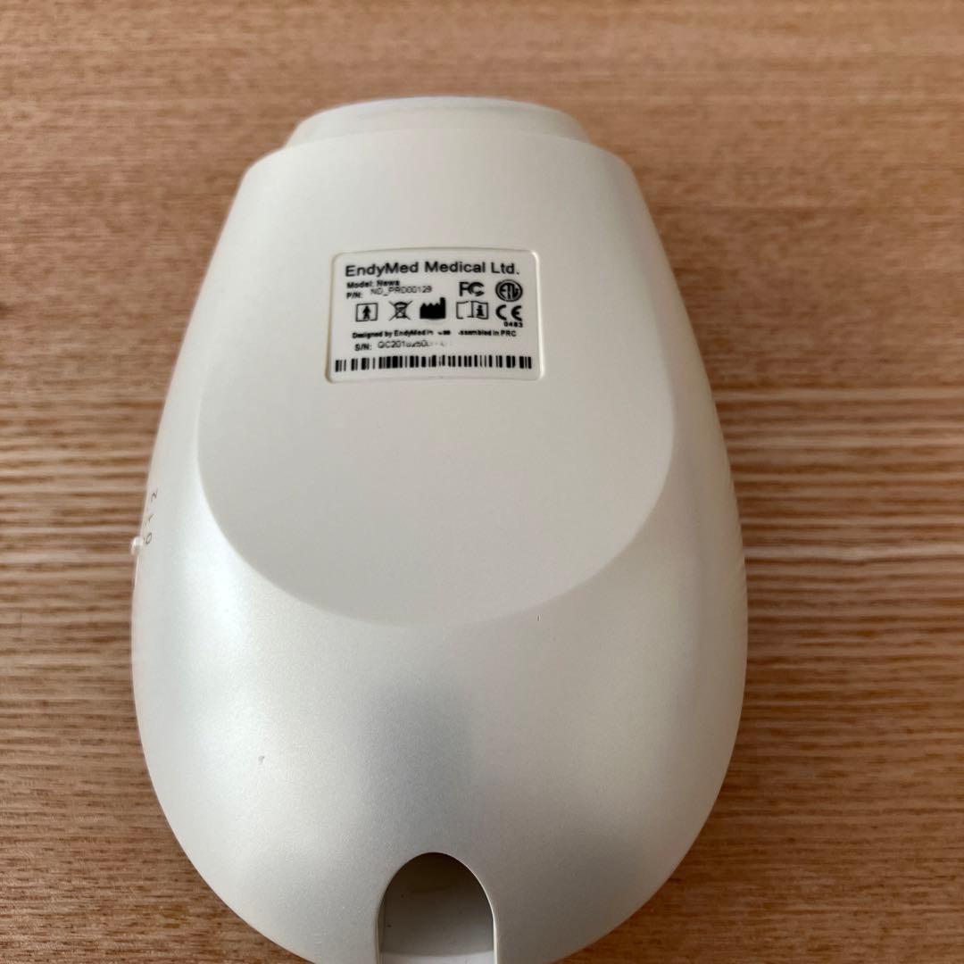 NEWAリフト　シャンパンゴールド